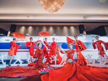 重慶開業(yè)慶典全攻略 禮儀攝影、舞龍舞獅與舞臺搭建一站式服務