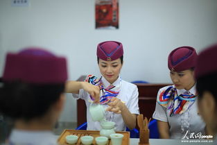 動妹是怎樣煉成的 直擊重慶禮儀訓(xùn)練現(xiàn)場